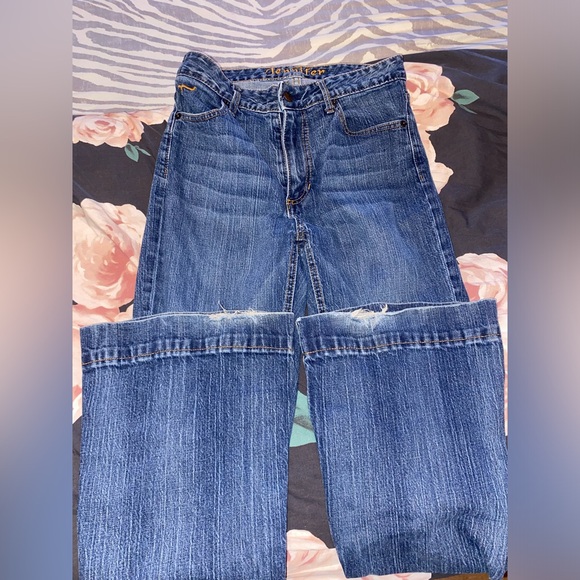 ❌SOLD❌ Kimes Ranch Jennifer Dark Wash High Waisted Flare Jeans - Picture 4 of 7